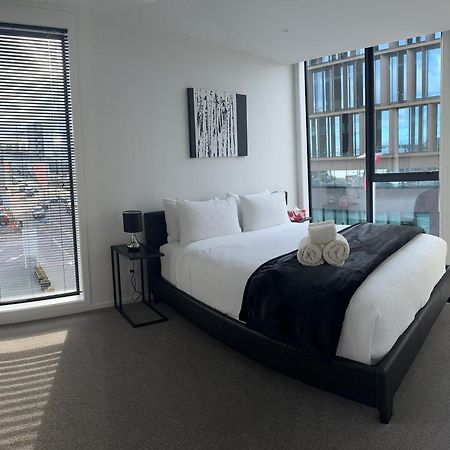 2 Bedrooms Apprtmt Plus Underground Parking In Cbd ไครสต์เชิร์ช ภายนอก รูปภาพ